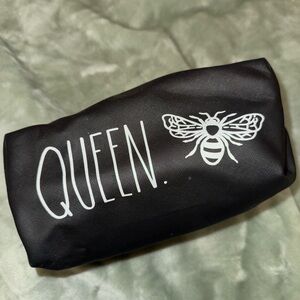“Queen” cosmetic bag
